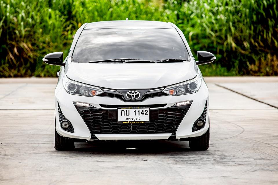 Toyota Yaris 1.2G ปุ่มสตาท์ ปี 2018 สีขาว