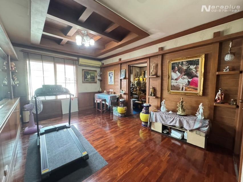 68070948 : ขายบ้านเดี่ยว 2 ชั้น Built-in ทั้งหลัง ขนาด 4 ห้องนอน บนที่ดิน 84.3 ตารางวา หมู่บ้านลัดดารมย์ วัชรพล-สุขาภิบาล 5  16