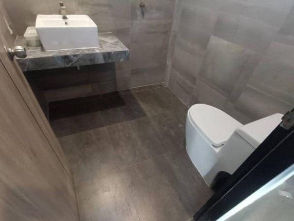 รหัสC7060 ให้เช่าอาคารพาณิชย์ 3ชั้น 5คูหา พร้อมห้องพัก 12 ห้อง ถนนนวมินทร์ ใกล้ถนนเสรีไทย ใกล้เดอะมอลล์บางกะปิ 8