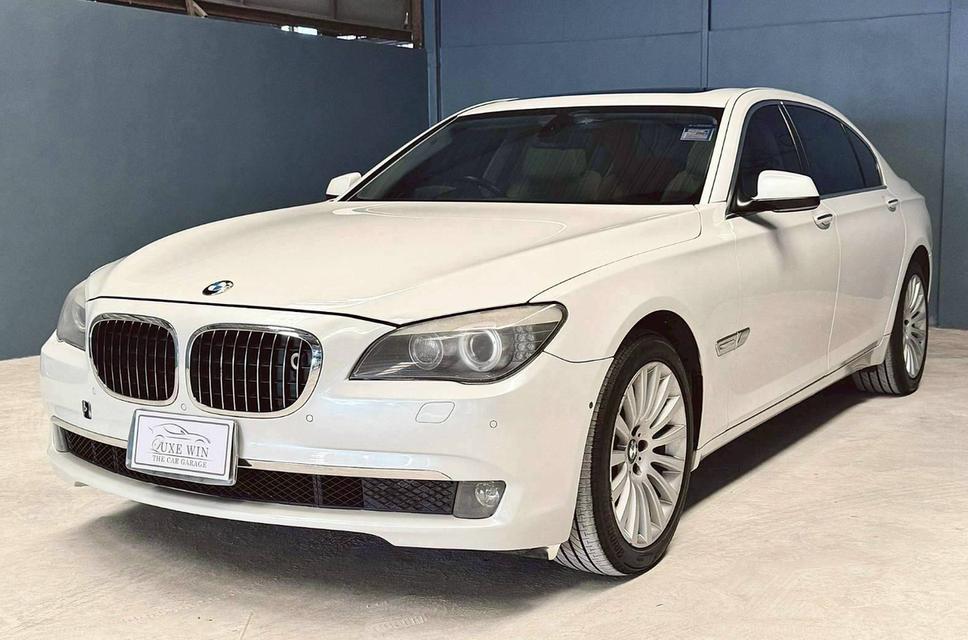 BMW 740Li (F02) ปี 2009