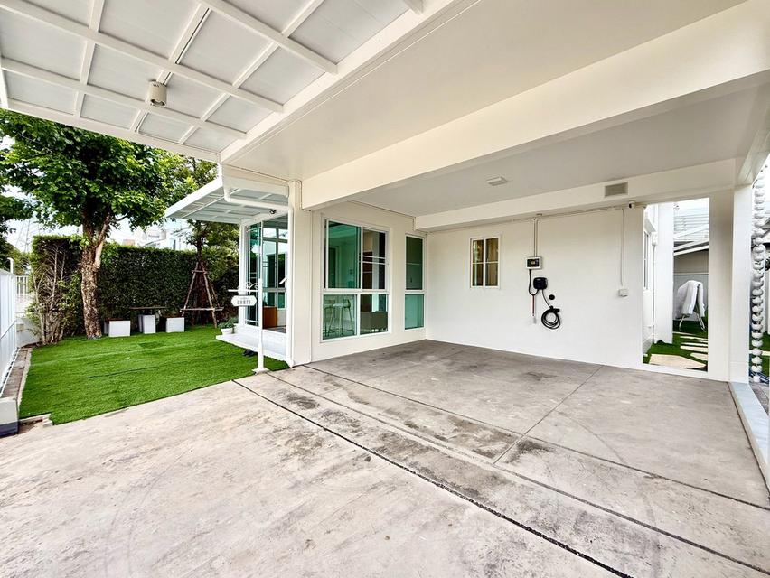 ให้เช่าด่วน! บ้านเดี่ยวหรู Villaggio (2) ศรีนครินทร์-บางนา 219 ตร.ม. 5 นอน 4 น้ำ บ้านหน้าสวน พร้อม EV Charger ใกล้ Mega บางนา 5 นาที 5