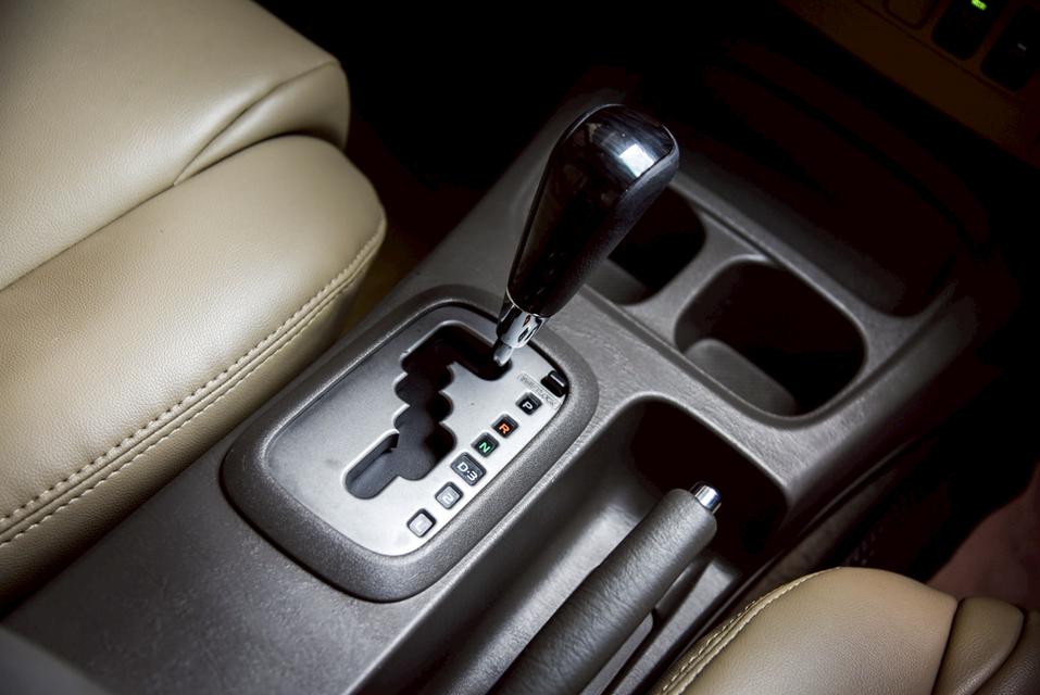 รหัสรถ CBL7553 TOYOTA FORTUNER 3.0 V AT 2012 16