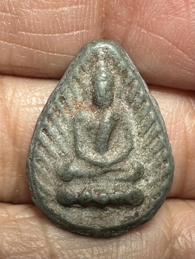 องค์ละ1250🙏เหรียญหล่อหลังยันต์เนื้อทองผสม ไม่ทราบที่🙏เหรียญกลีบบัวชินตะกั่ว ไม่ทราบที่ รูปที่ 8