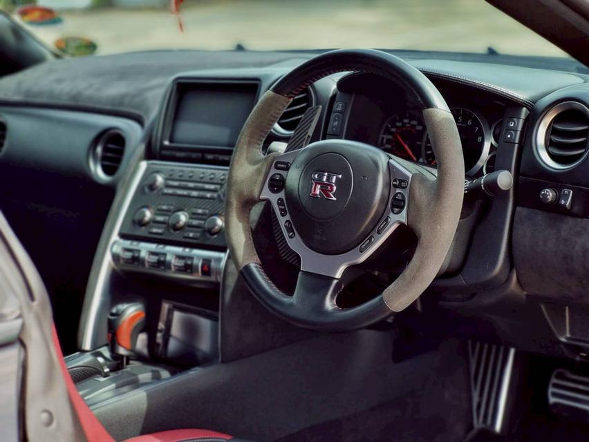 ขาย Nissan GT-R R35 ปี11 12