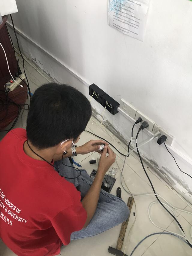 ช่างเดินสายแลนช่างเดินสายไฟช่างเดินสายโทรศัพท์บางกะปิ รูปที่ 12