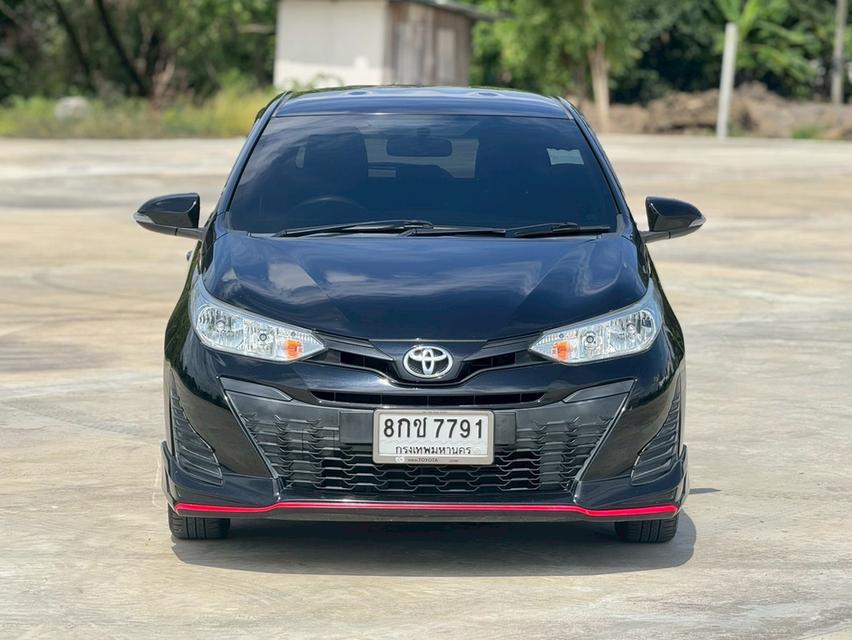 TOYOTA  YARIS  1.2 E  Y 2019  HACTHBACK สีดำ 6