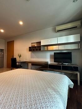 พลาดไม่ได้แล้ว Circle Condo เพชรบุรี ใกล้เพลินจิต ติดถนนใหญ่ ใกล้ MRT Petchaburi, AirportLink (33.51 sqm.) [Foreigner Qu 3