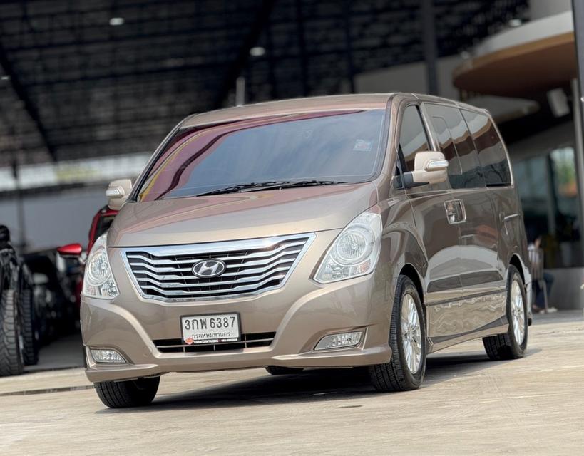 ขาย Hyundai Crandstarex 2.5Vip ปี13 3