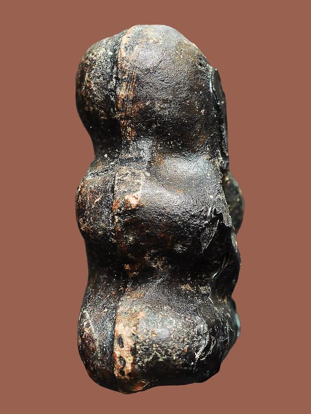 พระปิดตาเนื้อผงคลุกรัก หลวงพ่อทองสุข วัดสะพานสูง พิมพ์ชลูด...เก่า เดิมๆ 4