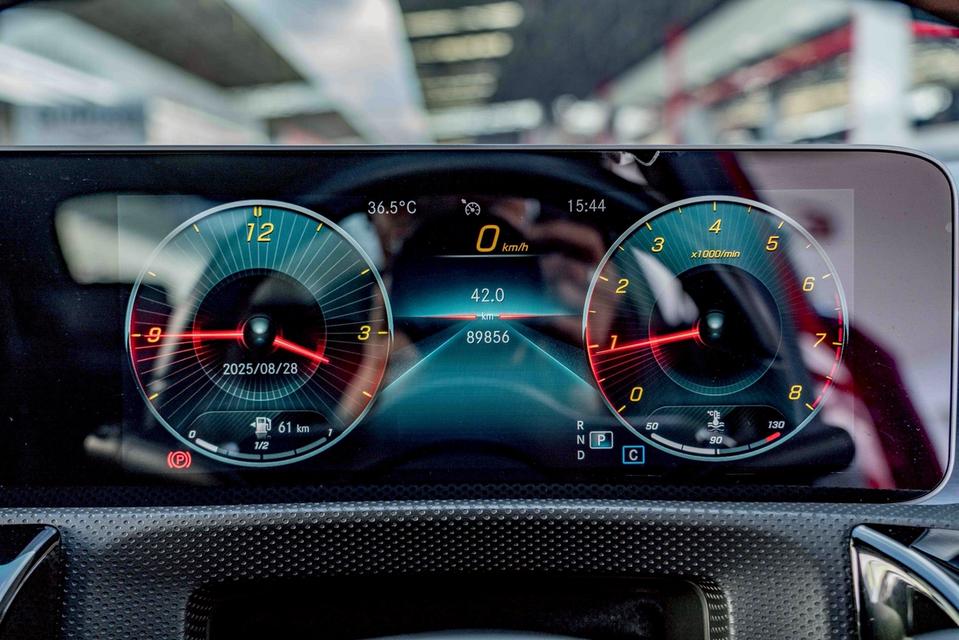 รหัสรถ NP465 รุ่นรถ : BENZ A200 AMG ปีรถ : 2020 18