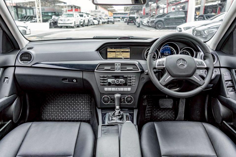 รหัสรถ NP3352 BENZ C200 ELEGANCE 2012 13
