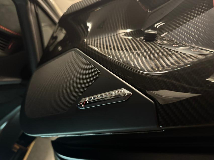 Lamborghini Aventardor SVJ Roadster รูปที่ 20
