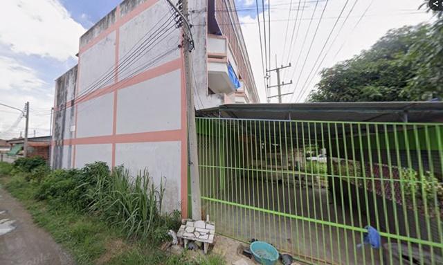 ทำเลพัฒนานิคม อาคารใหญ่ 2นอน ลพบุรี ซ.พัฒนานิคม 9-15 ให้เช่าอาคารพาณิชย์ 3 ชั้น 2 คูหา 48ตร.วา. 580ตร.ม 2 น้ำ 6 จอดรถ เด 2