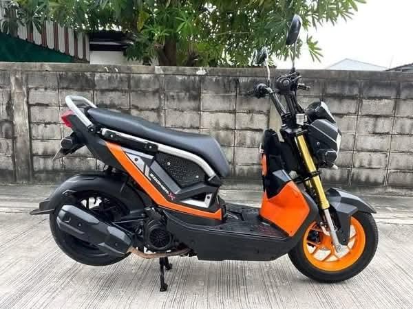 Honda Zoomer X สีส้ม 1