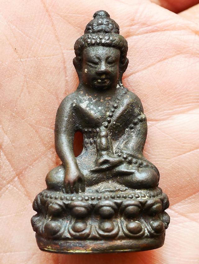 พระกริ่งชินบัญชร หลวงปู่ทิม วัดละหารไร่ ตอกโค๊ต นะ และหมายเลข ๘๓๖...เก่า เดิมๆ 9