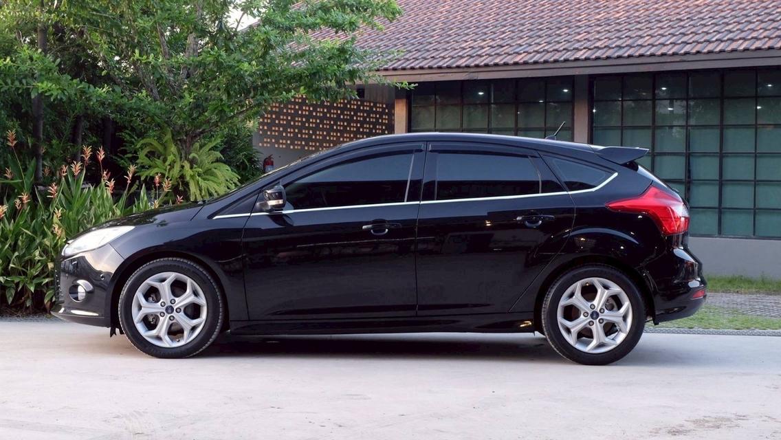 รหัสรถ KN1821 FORD FOCUS 5ประตู 2.0 TOP ปี2012 มีซันรูฟ 6