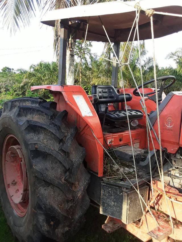 ขาย KUBOTA M9000 สภาพดี 3