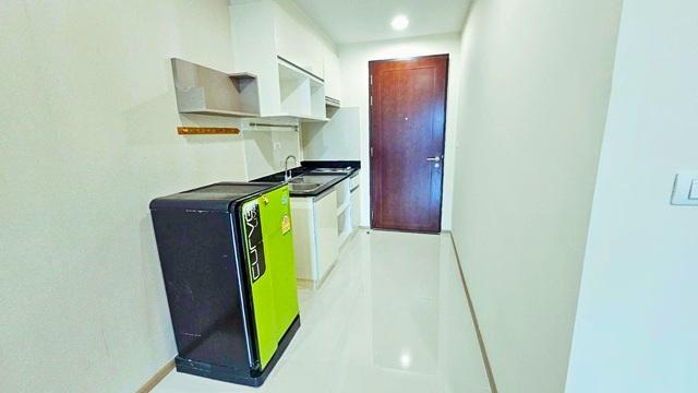 คอนโดเดอะไลน์ พหลโยธิน ชั้น 11 วิวสวน 45 ตร.ม.1 นอน 1 น้ำ BTS ห้าแยกลาดพร้าว 54ม. พร้อมเฟอร์ฯ เครื่องใช้ไฟฟ้า 5