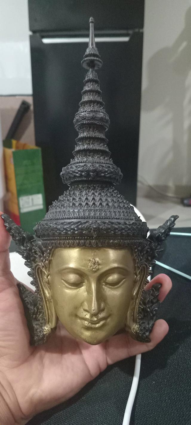 เศียรพระลักษณ์หน้าทอง 2