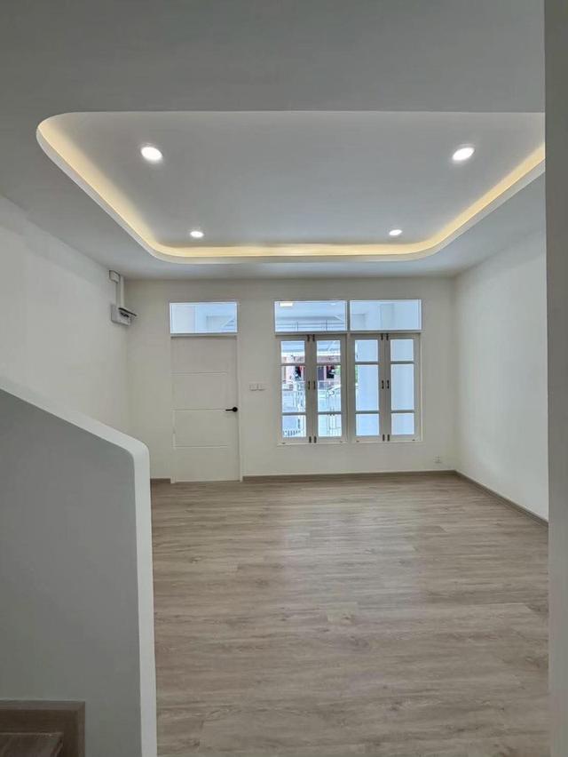 ขายทาวน์โฮม รีโนเวท 3 ชั้น ใกล้ Central แจ้งวัฒนะ 5