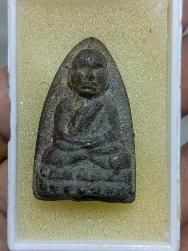 พระหลวงปู่ทวดเนื้อว่านพิมพ์ใหญ่บี (พิมใหญ่พ์ลึก)