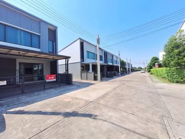 ทาวน์เฮ้าส์ 2 ชั้น หลังริม 3