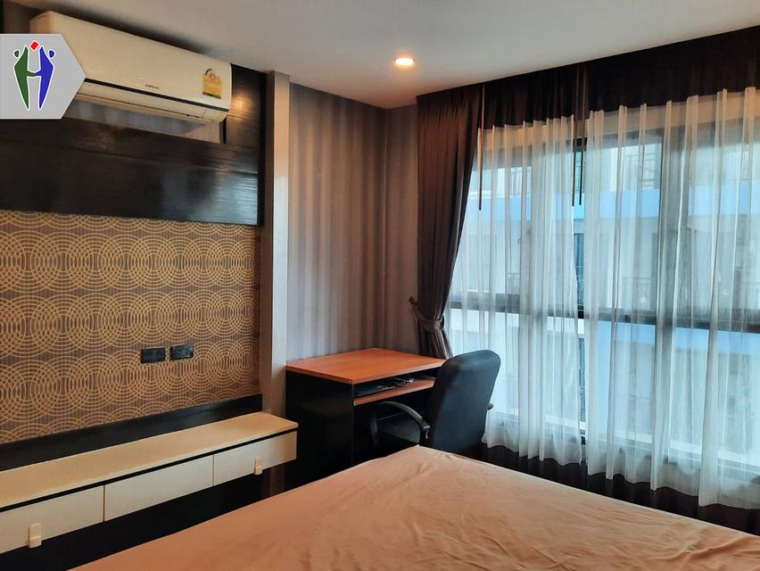 คอนโดเดอะบลูเรสซิเด้นซ์ มีเครื่องซักผ้า • ขนาด 38 ตร.ม, 1ห้องนอน, 1ห้องน้ำ  • ทีวี, เครื่องปรับอากาศ 1 ตัว, ตู้เย็น • บิ๊วอินครัวยุโรป • เฟอร์นิเจอร์ค 6