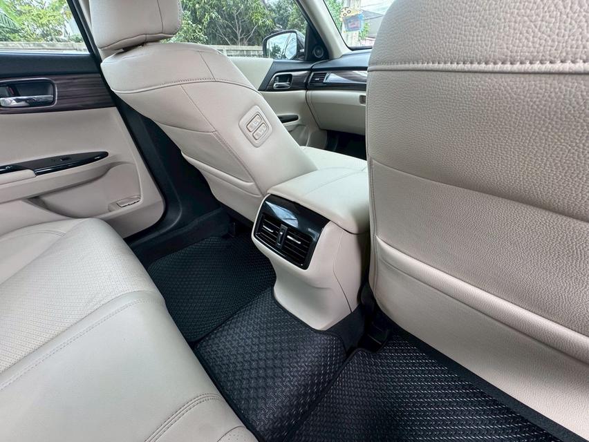 Honda accord ปี2018 นางฟ้า 16