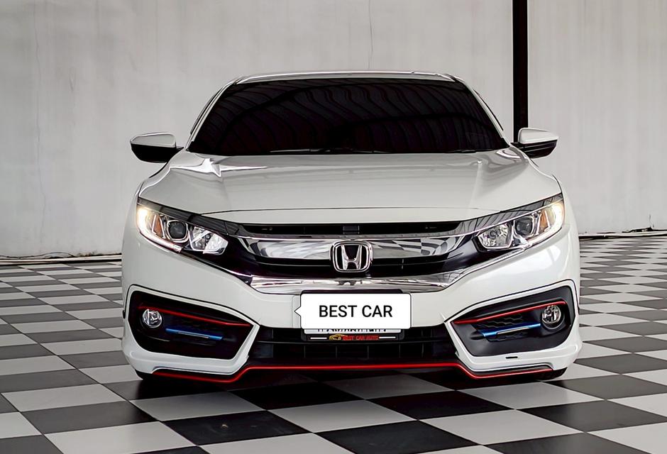 ðHONDA CIVIC FC 1.8 E āļāļĩ 2016ð