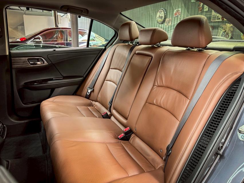 HONDA ACCORD 2.0 HYBRID TECH ปี2016รถบ้านแท้ ตัวท็อปสุดของรุ่น 12