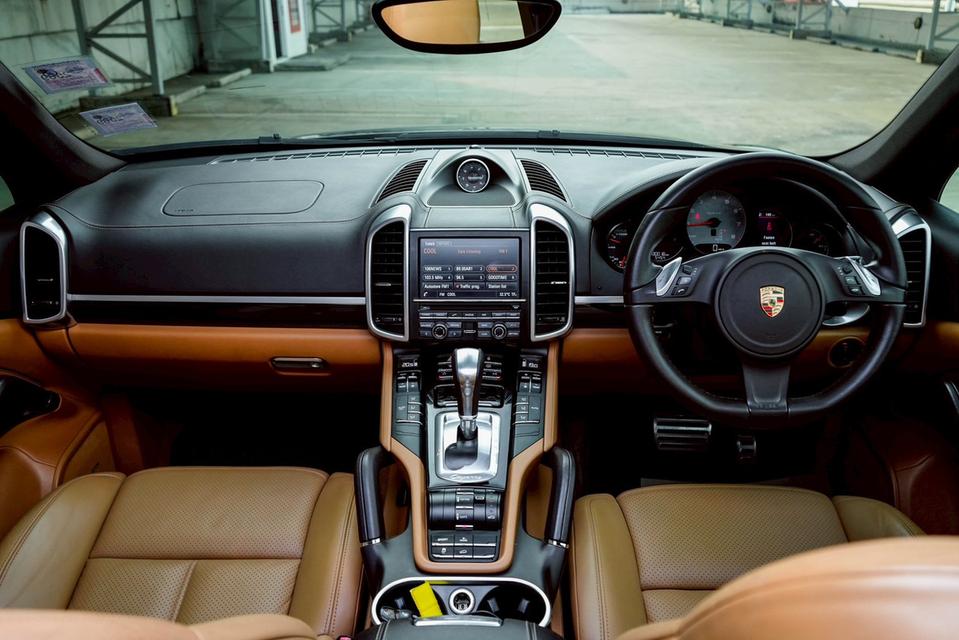PORSCHE CAYENNE 3.0 S Hybrid 4WD AT 2013ไมล์ 130,xxx km. !! ราคา 1,099,000 บาท รูปที่ 16