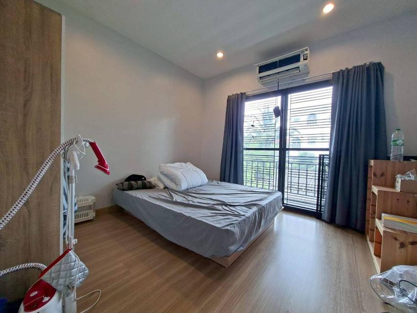 ขายบ้าน 2 ชั้น หมู่บ้านพราโด้ (Prado) ใกล้โรงเรียนสตรีวิทยา2 โชคชัย4 ซอย78 5