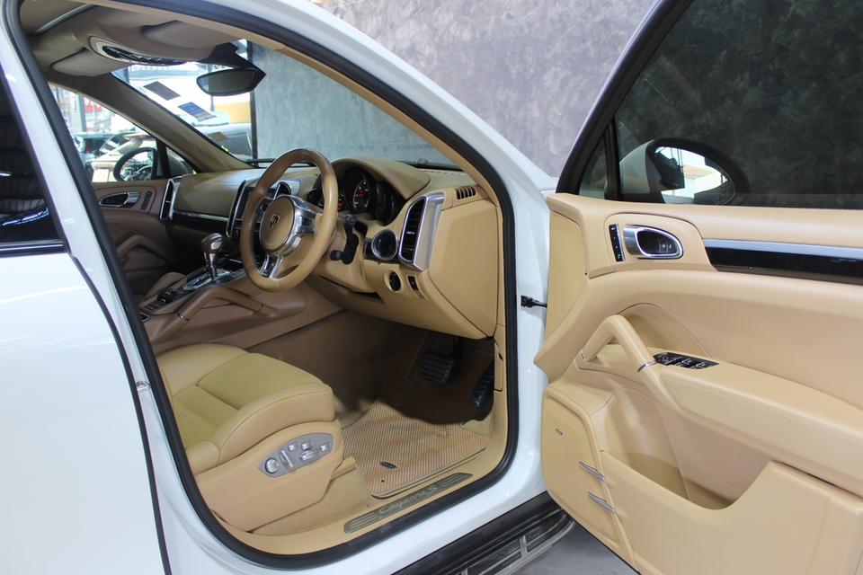 รหัสรถ JRS4701 📌 Porsche Cayenne S Hybrid ปี 2013 8