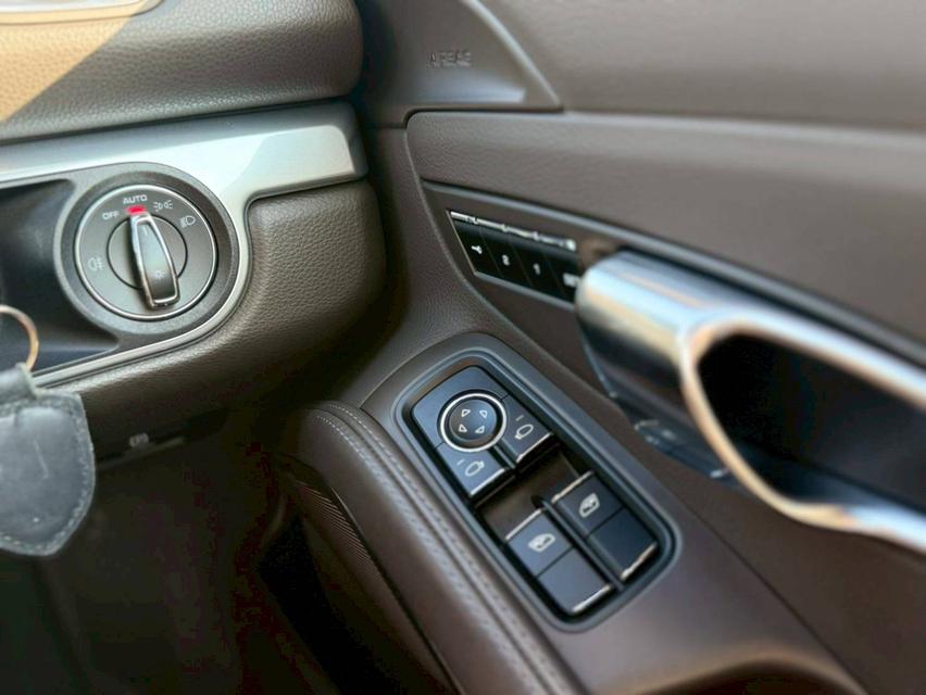 Porsche Cayman ( 718 ) ปี 2018 ไมล์ 31,xxx km 13