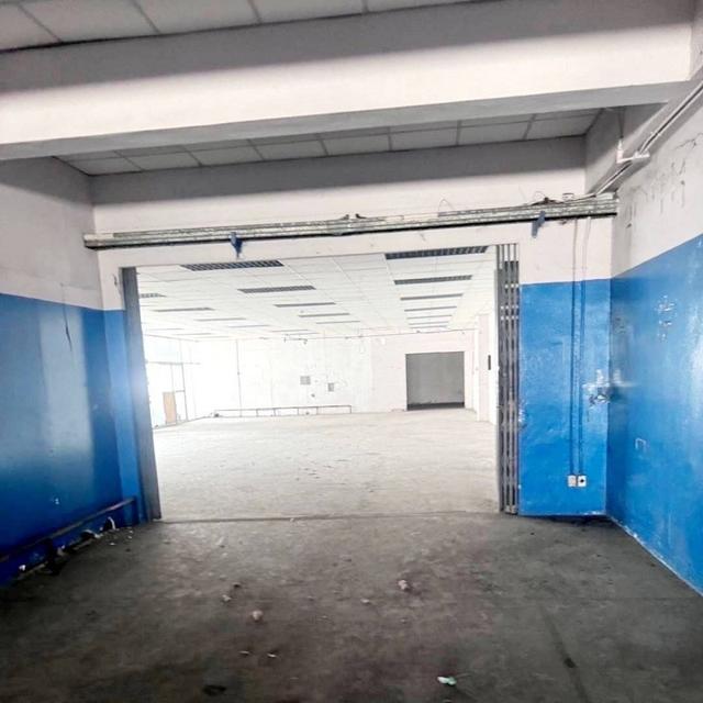 #ให้เช่าโกดังโรงงานในนิคมอุตสาหกรรมแหลมฉบัง พื้นที่สีม่วง ที่ดินขนาด 3-3-26 ไร่ พื้นที่ทั้งหมด : 6,800 ตรม. ขนาดอาคารกว้งXยาว 50 x 70 เมตร 3