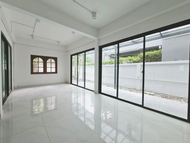 ให้เช่าบ้านเดี่ยว2ชั้นย่านโชคชัย4ลาดพร้าว ใกล้MRTโชคชัย4ใกล้นาคนิวาส ลาดพร้าววังหิน เลียบด่วน เหมาะทำโฮมออฟฟิศ 3