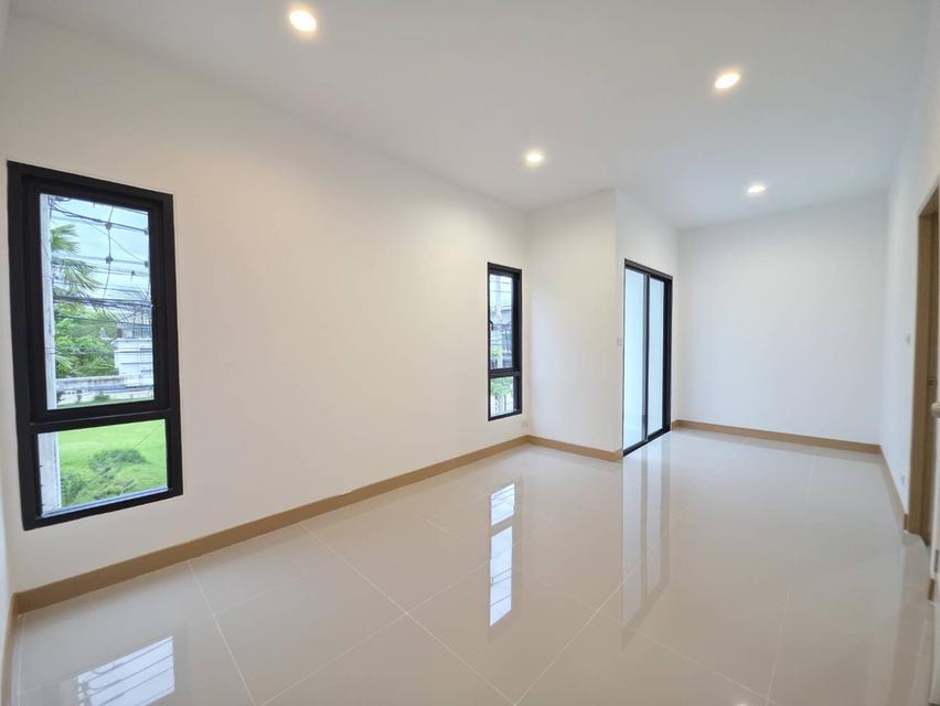 หมูบ้านเมดิโอ้ นิมิตรใหม่ 13 17