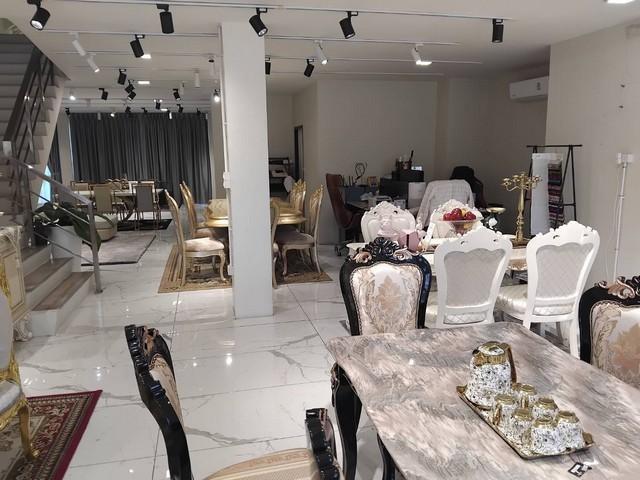 ให้เช่า อาคาร โชว์รูม สำนักงาน 4 ชั้น ริมถนนประดิษฐ์มนูธรรม เลียบด่วนเอกมัย-รามอินทรา 8