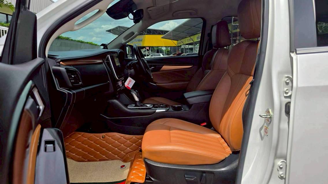 ขาย Isuzu MU-X 3.0 Ultimate 4wd ปี20 13