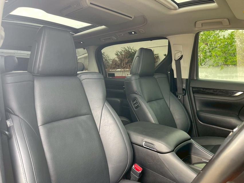 รหัสรถ NCT78 Toyota Alphard 2.5 SC Package MNC 2020 จด 2021 8