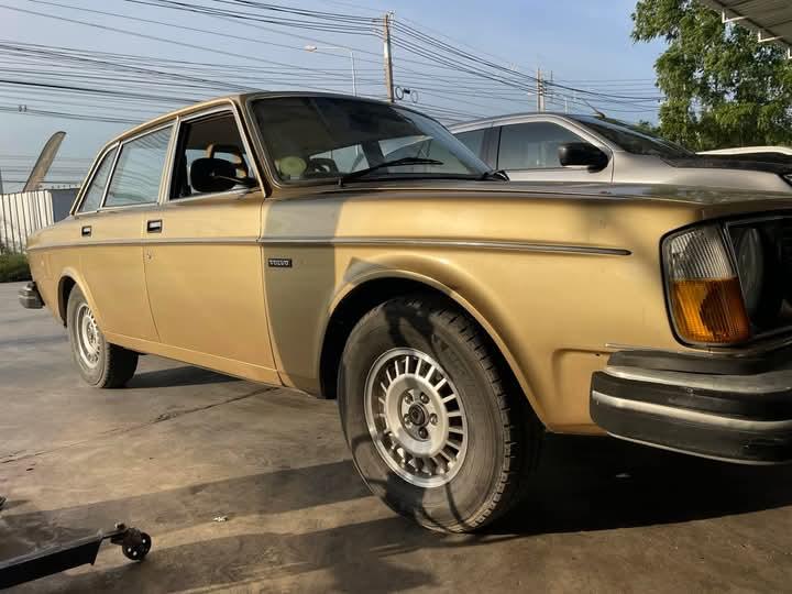 ขายด่วน Volvo 244  2