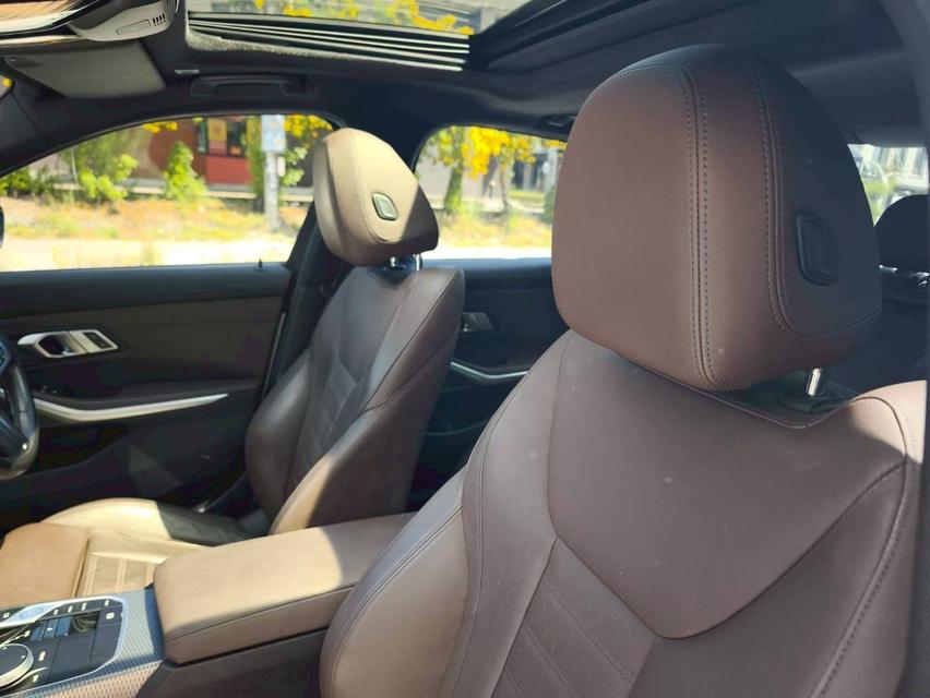 รหัสรถ KPV1100 🚗 2023 BMW 330e M SPORT LCI 11