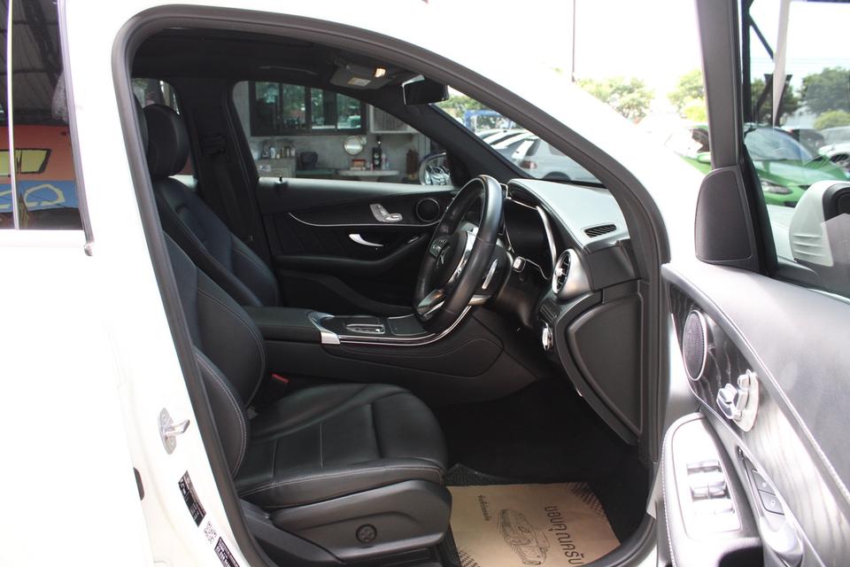 2021 MERCEDES BENZ GLC 220d AMG FL  11