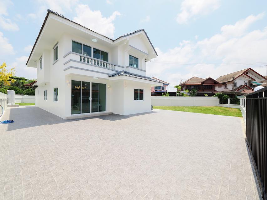 🏡 บ้านเดี่ยว 2 ชั้น ม.เบญจทรัพย์นคร บ้านเลขที่ 49/460 🔆 126.1 ตร.ว. 🔆 ขาย 4.99M 2