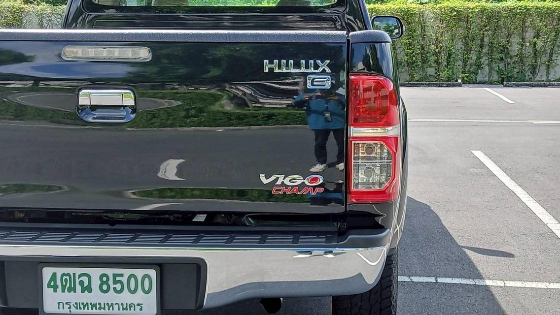 Toyota Vigo Prerunner Smart Cab 2.5 E VN Turbo เกียร์ธรรมดา สีดำ ปี 2013 16