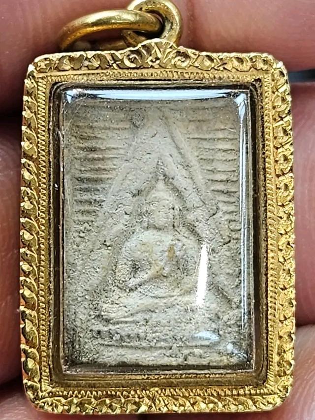 พระเลี่ยมทององค์ละ 10500