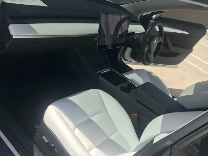 รถบ้านสวยๆ Tesla Model 3 เชียงใหม่ 6