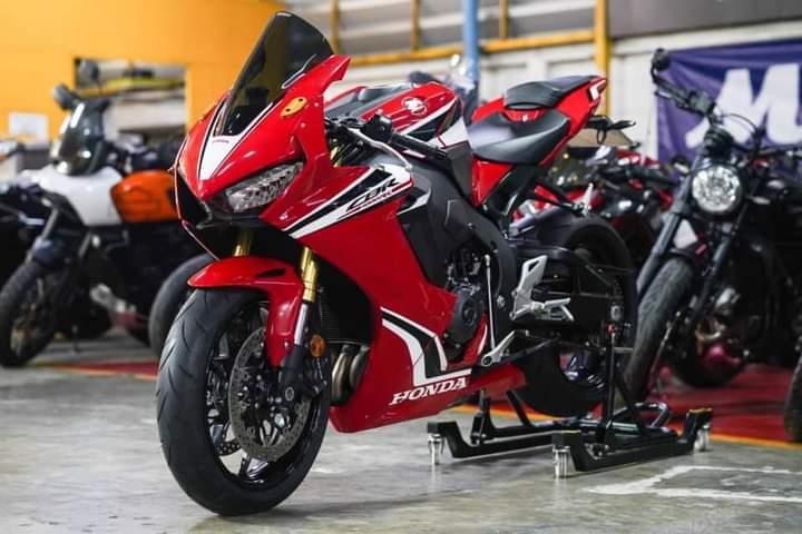 พร้อมขาย Honda CBR 1000 2