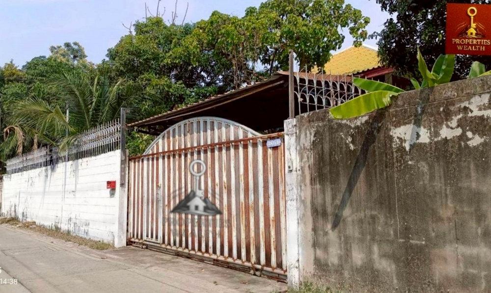 ขายด่วน! บ้านพร้อมที่ดินทำเลดี ซอยแบริ่ง-บางนา สนใจนัดชม ราคาต่อรองได้ครับ (เจ้าของขายเอง) 2