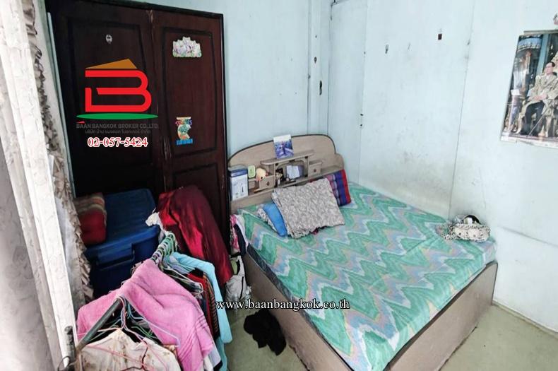 ตึกแถว 2 ชั้น ซอยเจริญนคร 78 (ใกล้สำนักงานเขตธนบุรี) เนื้อที่ 11.6 ตรว. แขวงบุคคโล เขตธนบุรี 8